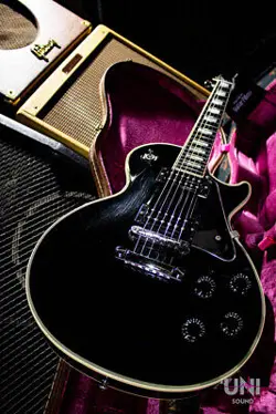 GIBSON CUSTOM SHOP LES PAUL CUSTOM (NICKEL HARDWARE) 2014 USED ELECTRIC GUITAR