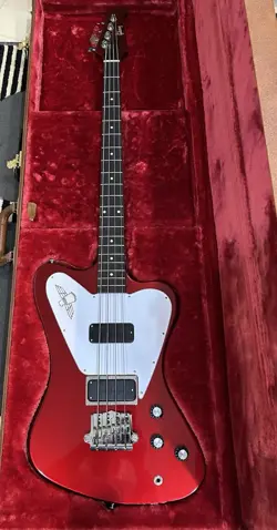 GIBSON NON REVERSE THUNDERBIRD BASS GUITAR