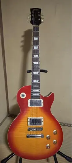 CASE SUNBURST MAHOGANY