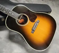GIBSON CUSTOM SHOP J-45 ACOUSTIC ROSEWOOD SUNBURST **EXCELLENT ** AMP CAPABILITY