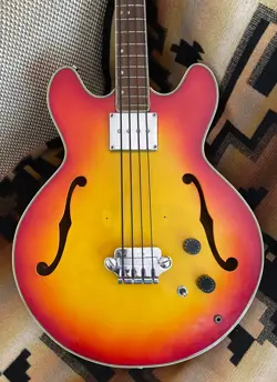 VENTURA GIBSON EB1