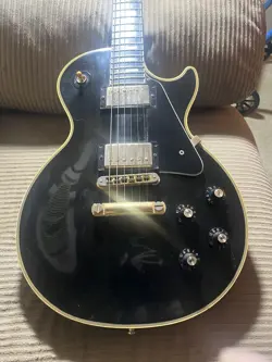 CUSTOM 'BLACK