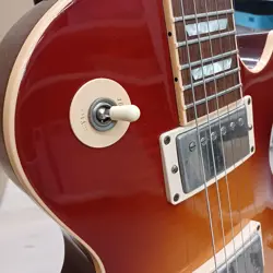 2004 SOLID ELECTRIC