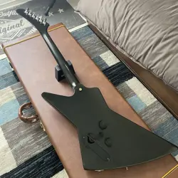 EBONY 2002 ELECTRIC