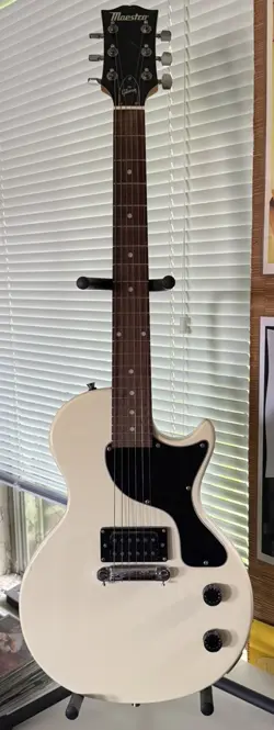 GIBSON/MAESTRO LES PAUL JR. VG+ COND W/ GIGBAG