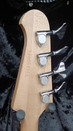 EB BASS 4STRINGS