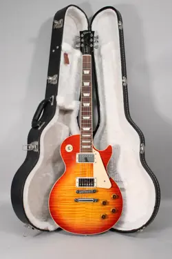 2011 GIBSON LES PAUL STANDARD CHERRY SUNBURST W/OHSC