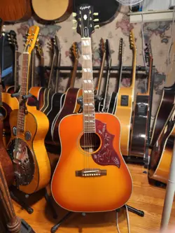 EPIPHONE INSPIRED BY GIBSON HUMMINGBIRD ACOUSTIC ELECTRIC GUITAR AGED NATURAL