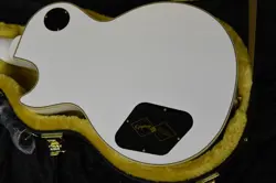 BY CUSTOM LES