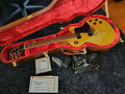 YELLOW 2025 SAFE
