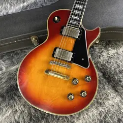 GIBSON LES PAUL CUSTOM CHERRY SUNBURST 1975 W/HARD CASE USED