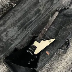 GIBSON EXPLORER ’76 EBONY MODIFIED 2005 ELECTRIC GUITAR W/HARD CASE