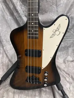 GIBSON THUNDERBIRD IV BASS GUITAR