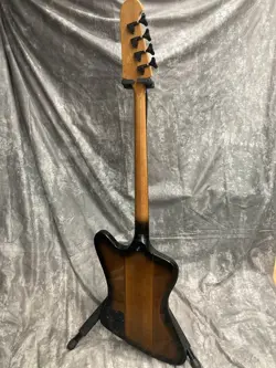 IV BASS GUITAR