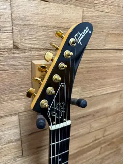E2 ELECTRIC GUITAR