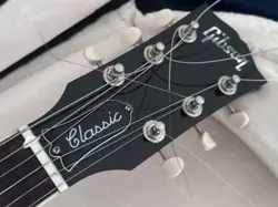 P90 W/GIBSON CASE