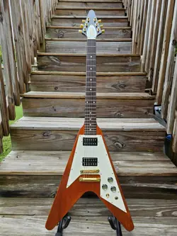 2006 GIBSON LIMITED EDITION '67 FLYING V ELECTRIC GUITAR