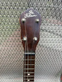 UKULELE VINTAGE 1920’S