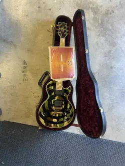 WYLDE CAMO BULLEYE
