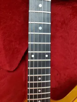 VINTAGE GIBSON EXPLORER