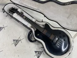MENACE LES PAUL