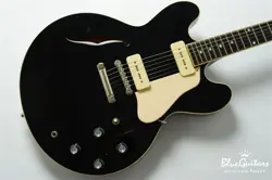 EXCLUSIVE EBONY BLACK
