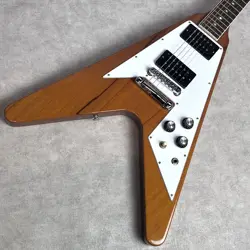 GIBSON 70S FLYING V W/HARD CASE USED