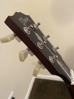 ES-335 SEMI-HOLLOWBODY GUITAR