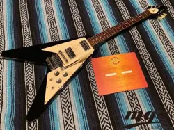 GIBSON CUSTOM SHOP HISTORIC 67 FLYING V 3.30KG 2001 ELECTRIC GUITAR