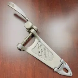 B6 GUITAR TAILPIECE