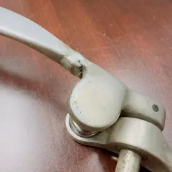 GUITAR TAILPIECE VINTAGE