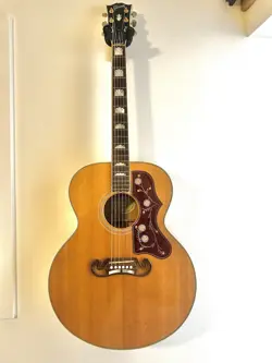 GIBSON SJ-200 ACOUSTIC ELECTRIC GUITAR