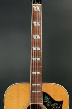 GIBSON DOVE ANTIQUE CHERRY NATURAL TOP 1995 BRANCH SAFE DELIVERY FROM JAPAN