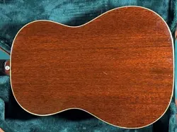 1967 ACOUSTIC GUITAR