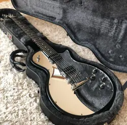 2006 GUITAR FROM