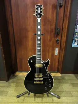 GIBSON LES PAUL CUSTOM EBONY BLACK