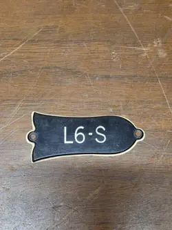 GIBSON L6-S TRUSS ROD COVER