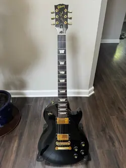 STUDIO GOLD ELECTRIC
