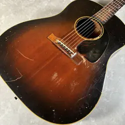 GIBSON 1951J-45 (NO250811)
