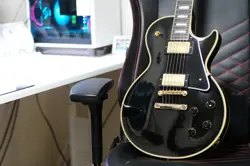 ULTRARIGHTAGED