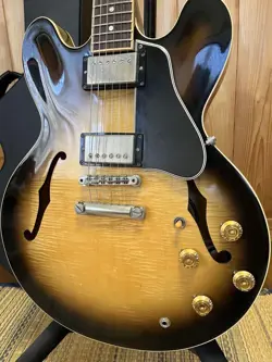 DOT VINTAGE BURST