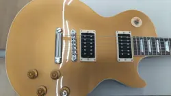 GUITAR W/ HARD