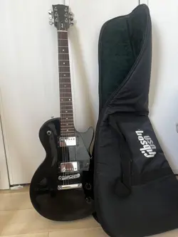 GIBSON USA ELECTRIC GUITAR LES PAUL BLACK WITH CASE EXCELLENT CONDITION