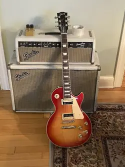 GIBSON LES PAUL CLASSIC MINT CONDITION