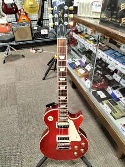 GIBSON LES PAUL TRADITIONAL MADE IN USA 2011 ELECTRIC GUITAR W/ ORIGINAL CASE