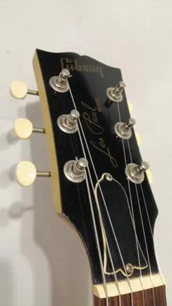 GUITAR-01