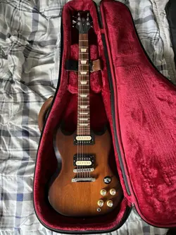 CASE AND HIPSHOT