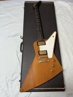 EXPLORER NATURAL 1976