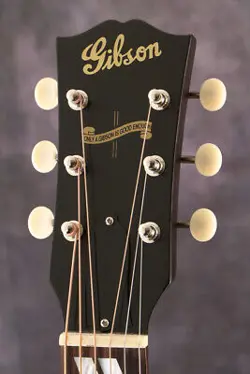GIBSON  1942 BANNER SOUTHERN JUMBO VINTAGE SUNBURST S/N 21124022 ACOUSTIC GUITAR