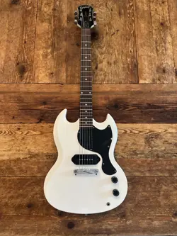 JUNIOR GUITAR SINGLE